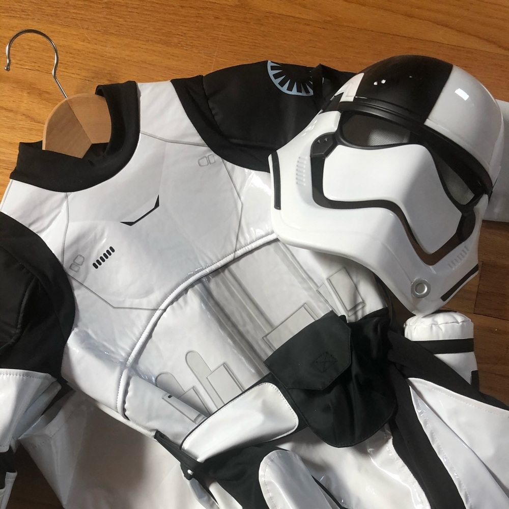 Disney Store Storm Trooper Costume 7/8